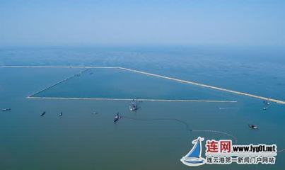 江苏"国家级"深水大港再添"翼" 连云港港30万吨级航道二期工程徐圩航道开建